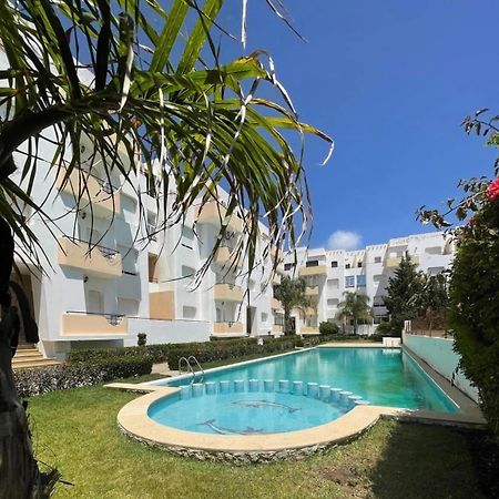 Joli Appartement Balneaire Avec Piscine Tanger Exterior foto