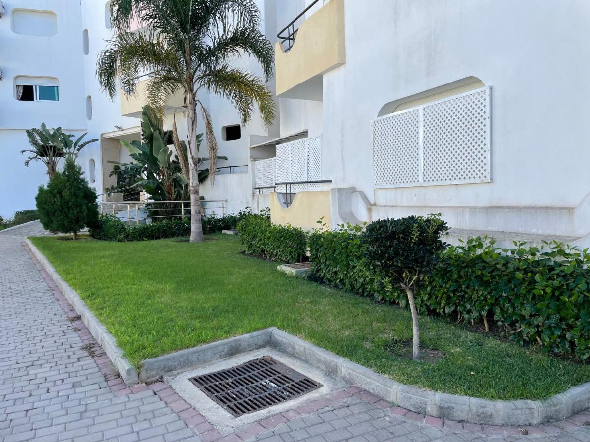 Joli Appartement Balneaire Avec Piscine Tanger Exterior foto