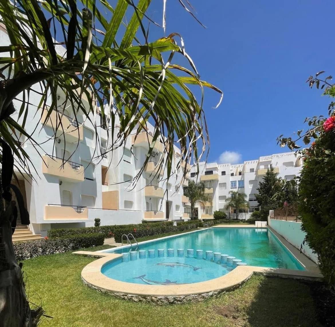 Joli Appartement Balneaire Avec Piscine Tanger Exterior foto